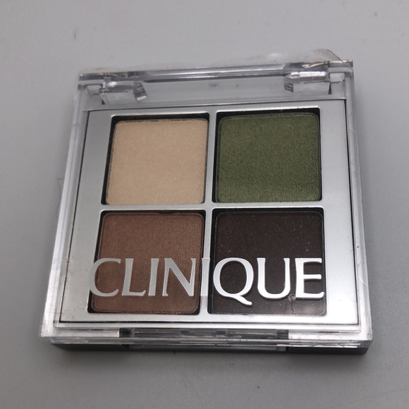 Clinique Blush Powder, shadow quad, L’ORÉAL Mascara - Picture 5 of 7